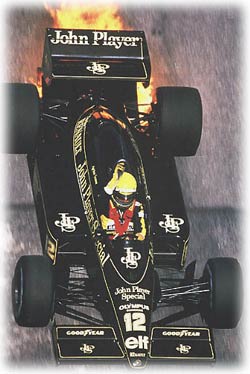 Senna's Lotus engine blows up
