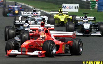 Schumacher leads at the start