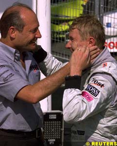 Ron Dennis congratulating Mika Hakkinen at the Hungaroring