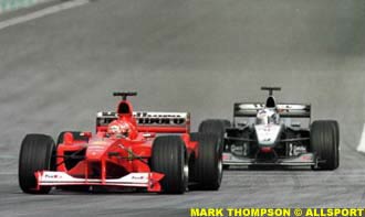 Schumacher leads Coulthard to the end