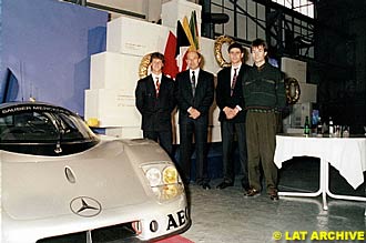 Michael Schumacher, Peter Sauber, Karl Wendlinger and Heinz-Harald Frentzen at the announcement of the 1990 Sauber-Mercedes-Benz Young Drivers