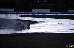 A very wet Friday for the drivers in 2000
