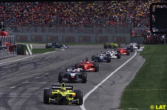Jarno Trulli, followed by Mika Hakkinen, McLaren, Michael Schumacher, Ferrari,  Juan Pablo Montoya, Williams and Rubens Barrichello, Ferrari.