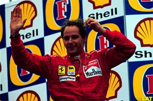 Berger celebrates his podium finish, 1995