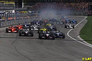 The start of the San Marino GP