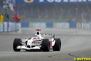 Jacques Villeneuve finally scored his first points