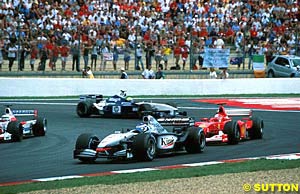 Schumacher close to overtaking Raikkonen