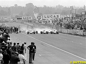 The start of the 1967 Franch GP at Le Mans