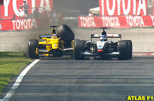 Raikkonen and Sato crashed during qualifying