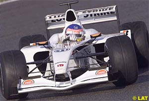 Villeneuve drives the new BAR