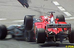 Barrichello crashes into Raikkonen