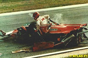 Villeneuve climbs out of the wreckage, 1980