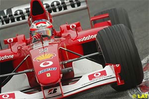 Rubens Barrichello during qualifying