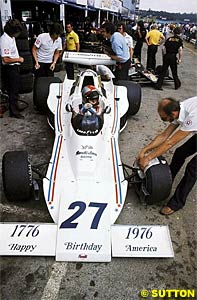 Andretti and the Parnelli team used the VPJ4B to highlight the American bicentenary and they went onto score their final F1 point with a sixth place finish in their penultimate race