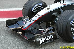 Front win of the McLaren MP4-18