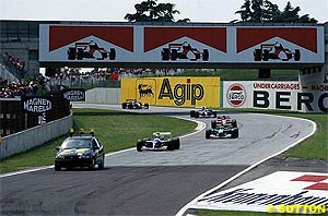 Behind the safety car, Imola 1994