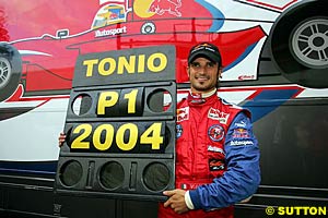 Vitantonio Liuzzi, 2004 International Formula 3000 champion
