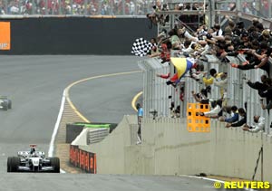 Juan Pablo Montoya wins the Grand Prix of Brazil for BMW-Williams