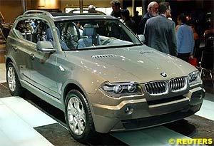 BMW had a record first half in 2004 after reporting a 17.4 percent rise in June sales to 113,886 cars