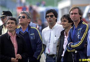 Dupasquier with Nelson Piquet and others, 1983