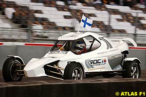 Heikki Kovalainen on his way to one of his many victories, seen here in a RoC buggy