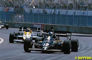 Rosberg following Mansell in Dallas 1984