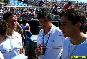 Byrne with Pat Symonds and Ayrton Senna, 1984