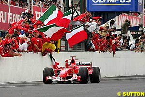 Michael Schumacher returns to his winning ways in Japan