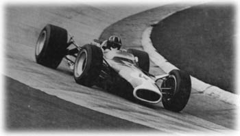 1968: Graham Hill at the wheel of a Lotus 49