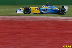 Renault Drivers Encouraged